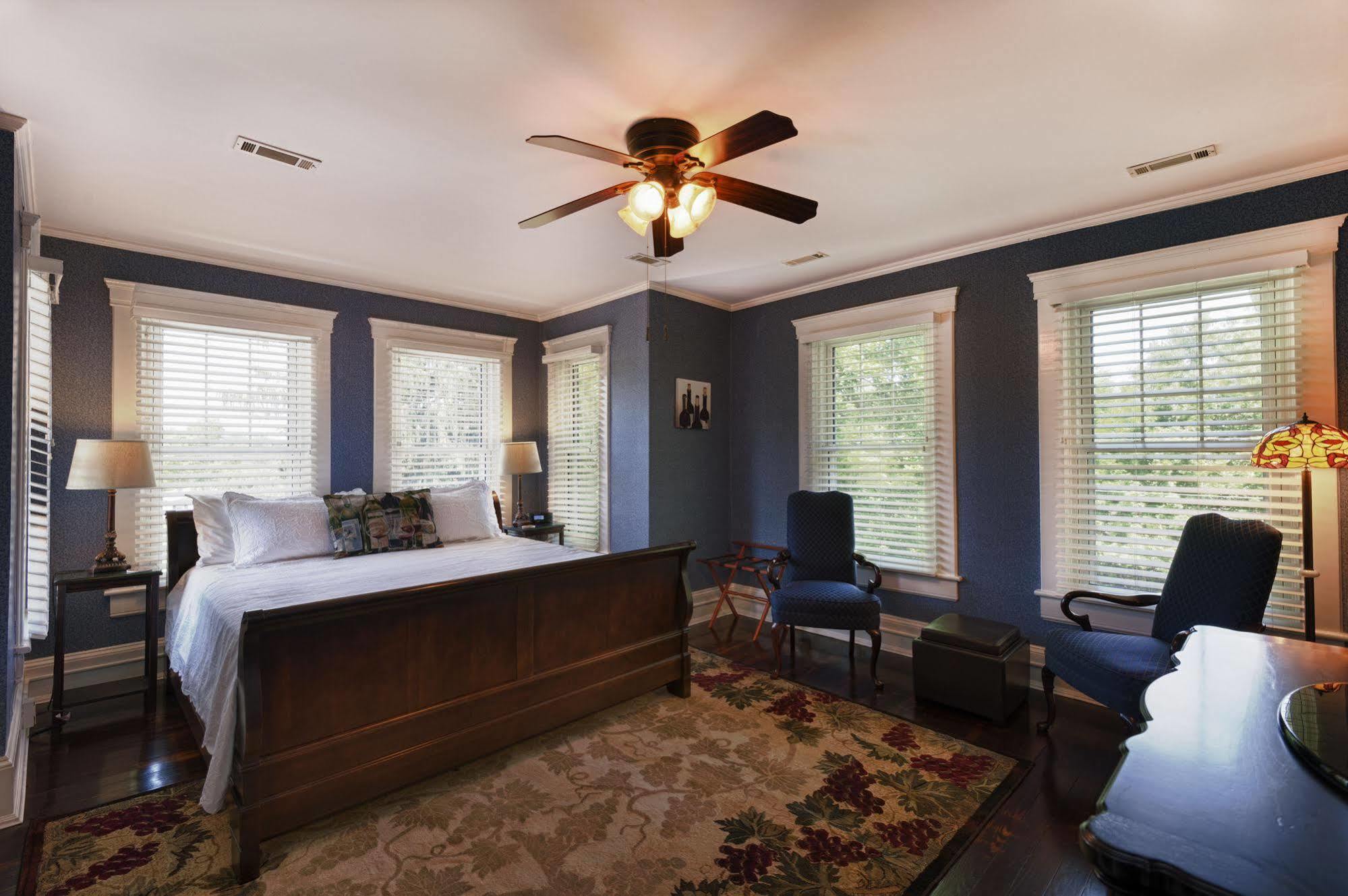Steeles Tavern Manor Bed & Breakfast Raphine Luaran gambar